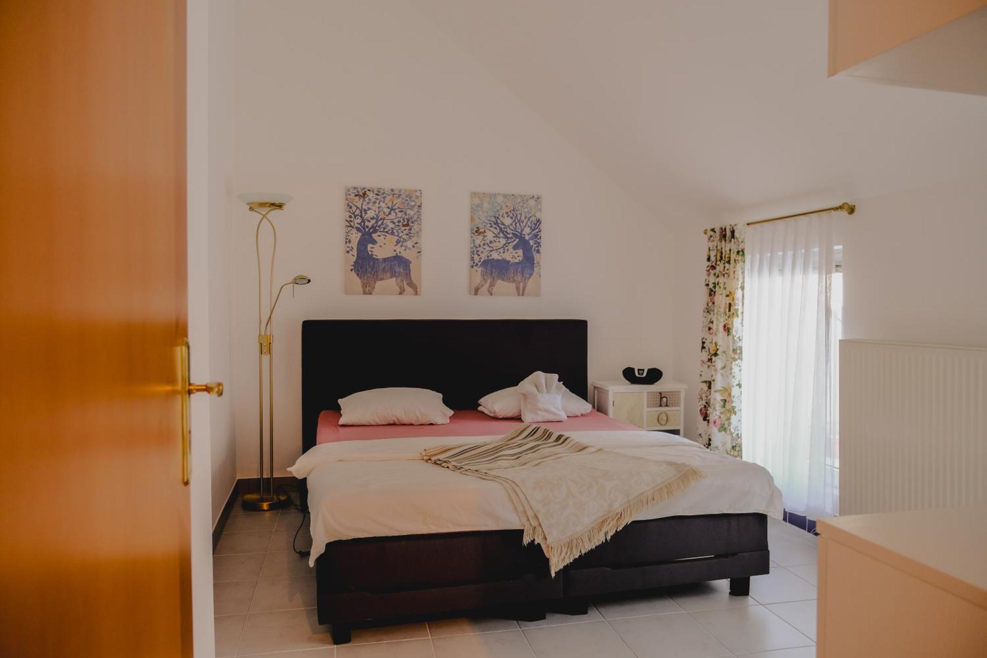 Terrace Apartment Near Volksoper And City Centre เวียนนา ภายนอก รูปภาพ